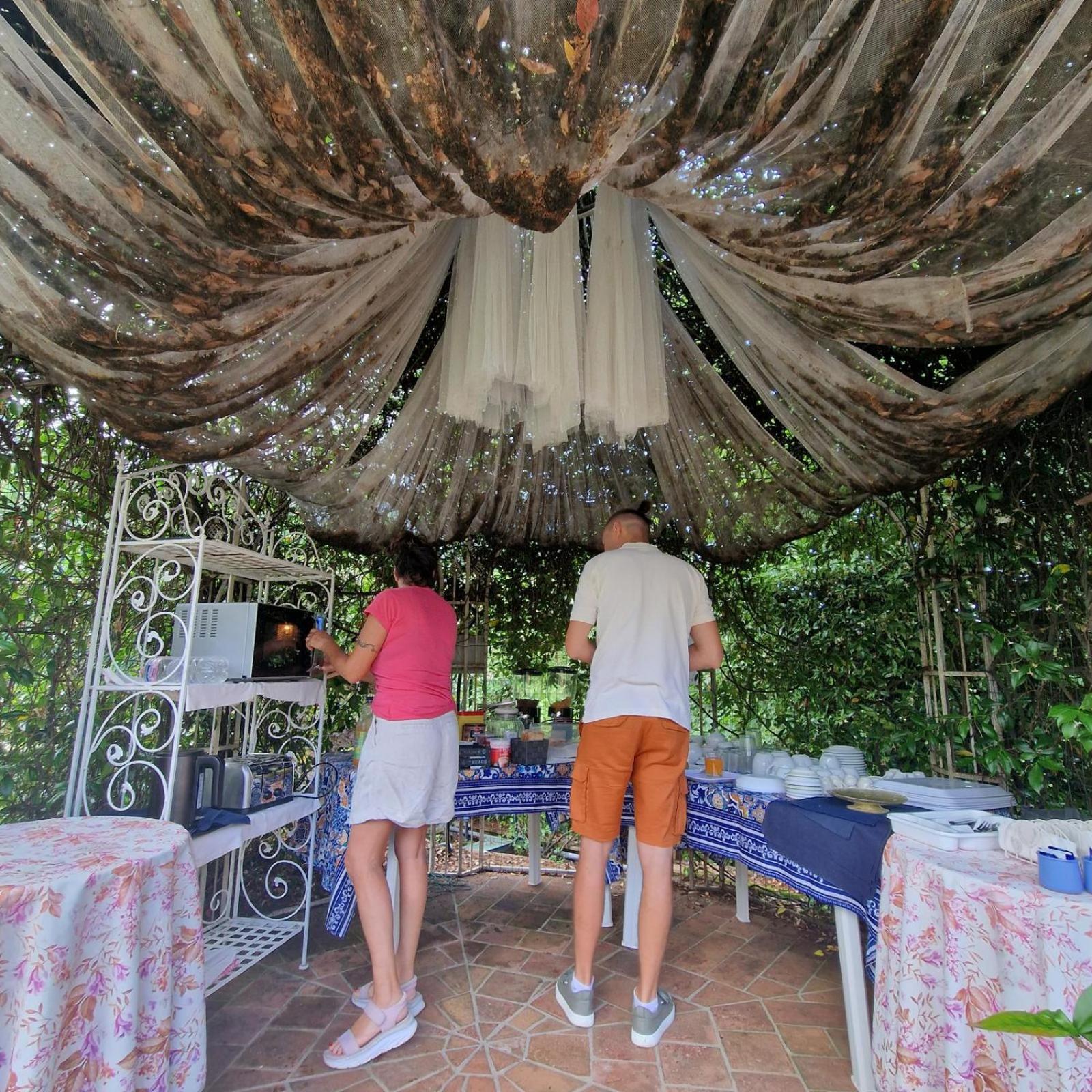 Jasmine Cottage Luni ภายนอก รูปภาพ