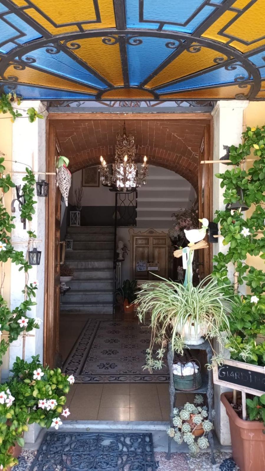 Jasmine Cottage Luni ภายนอก รูปภาพ
